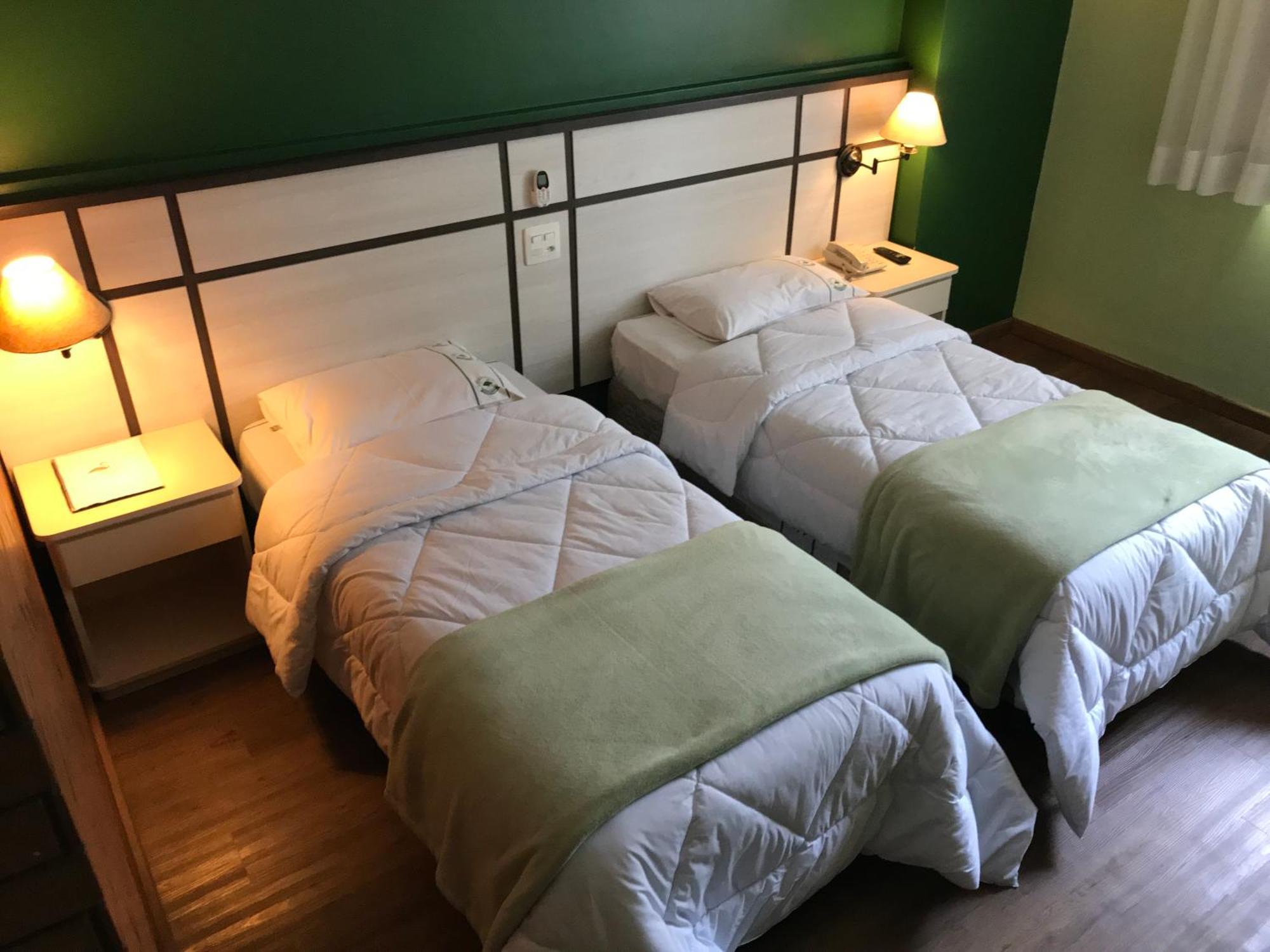 Quarto Standard com 2 Camas de Solteiro